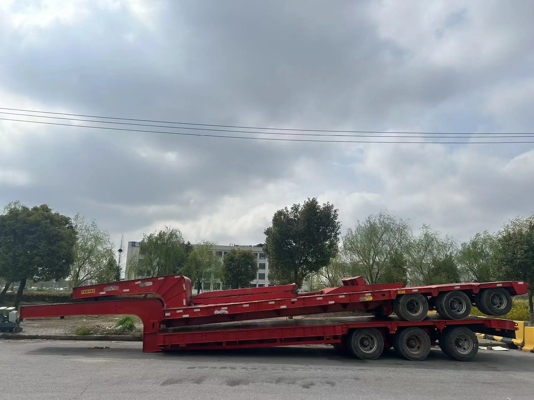 Used Dump Truck Howo 371 Sale of 6X4 HOWo 371 dump truck headboard/Sale of tractor headboard and headboard