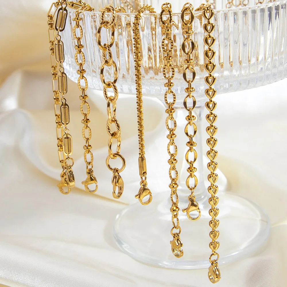 Minimalist Embossed Cuban Chain Bracelet 18K Gold Plated Bangle Non Tarnish Waterproof Fashion Stainless Steel Jewelry For Women