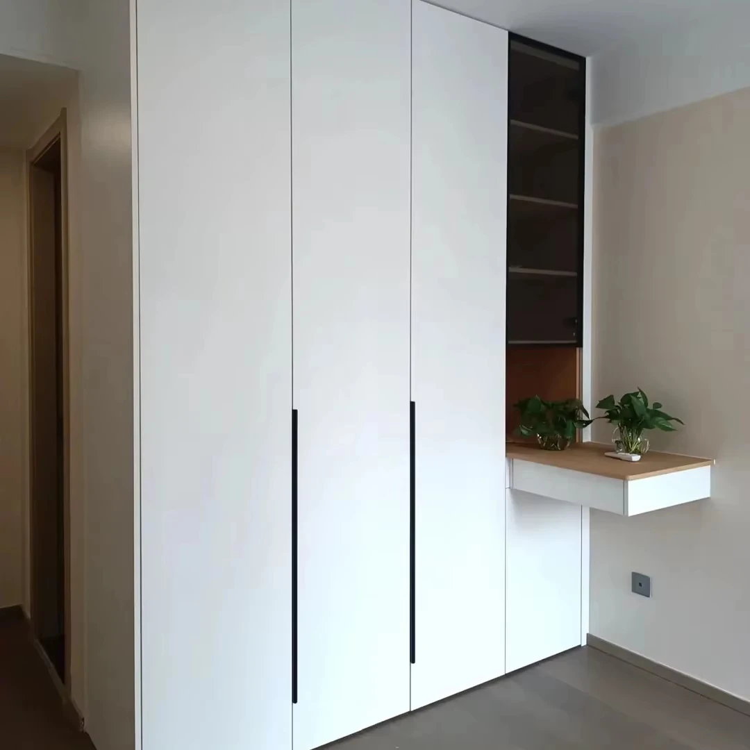 China wooden cabinet close Storage big  quality  bedroom furniture luxury modern