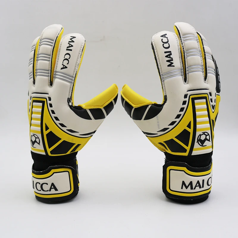 Factory direct sale hand protection gloves soccer goalkeeper gloves