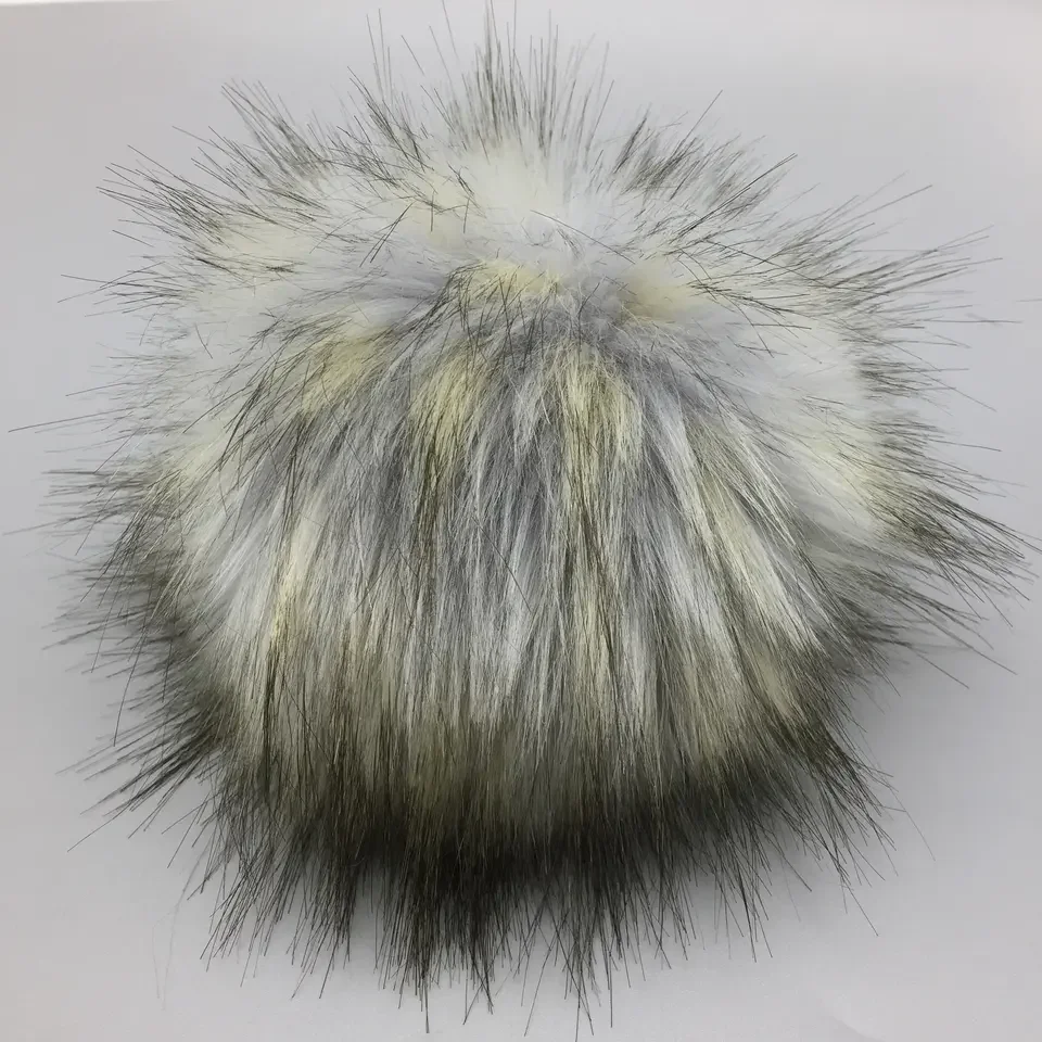 Factory Price Fake Raccoon Fox Fur Pompom With Snap Button Big Ball Pom Pom For Beanie Hats DIY Fur Accessories