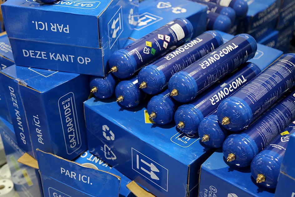 Оптовая продажа заполнения 0.95L Закись озота n2o цилиндр 580g