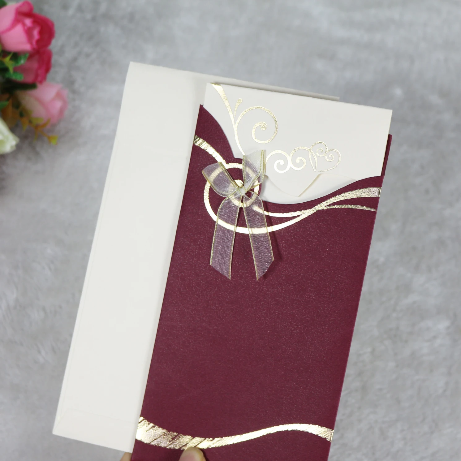 Wholesale Cheap Price Gold Foiling Wine Red Pocket African Vintage Wedding Invitation Set With Ribbon Bow