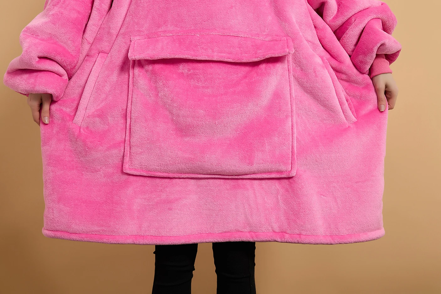 Factory winter tv hooded blanket hoodie sherpa fleece fluffy hoodie blanket oversized giant sweatshirt blanket for adult