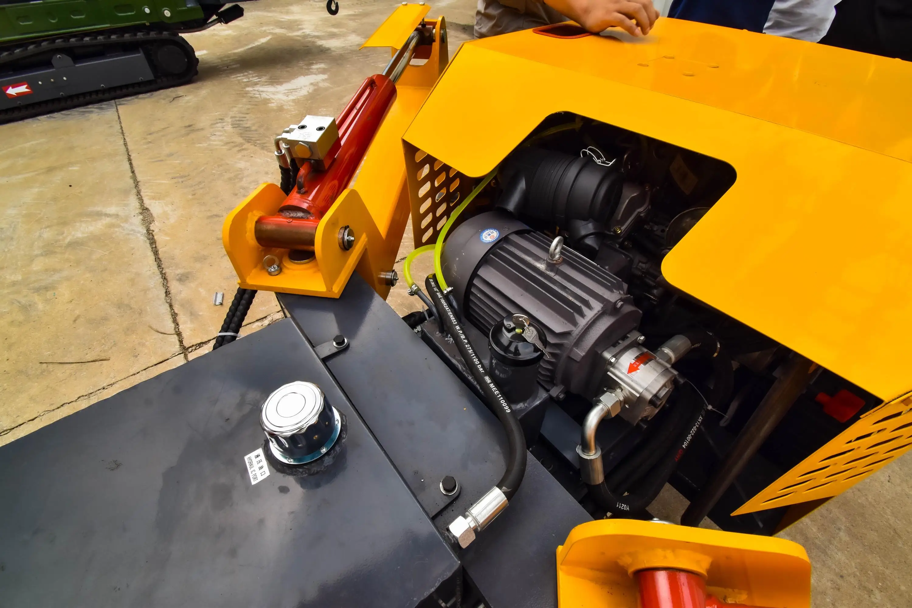 1t 2t 3t 4t 5t High End Good Quality Diesel Gasoline Power Electric Mini Crane with EPA