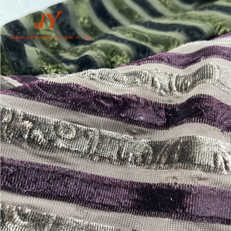 
free sample low moq super soft embossed velvet mink blanket polyester stripe fabric 