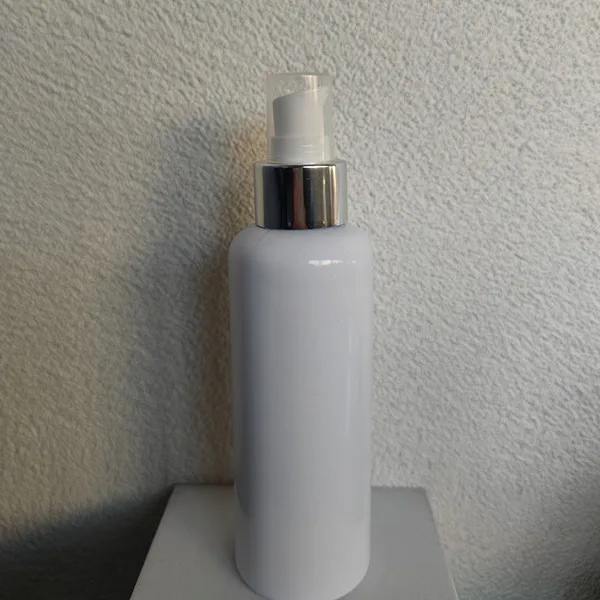 cosmetic cream pump bottle 50ml bottle pump head and skin cream bottle cap with cover Bright golden aluminum