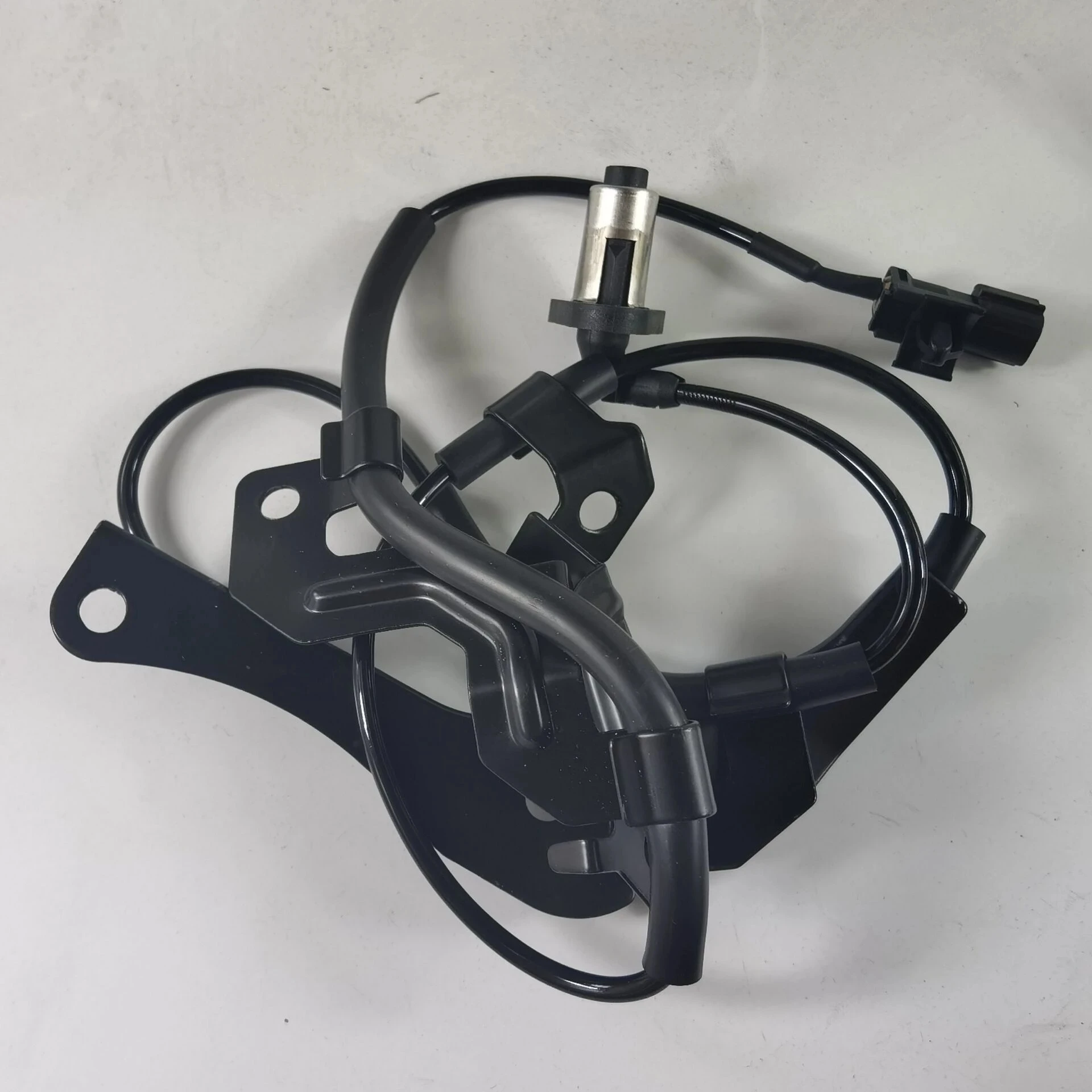 4 pcs ABS Sensor For Mitsubishi PAJERO MONTERO SPORT L200 TRITON STRADA 4670B005 4670B007 4670B006 4670B008