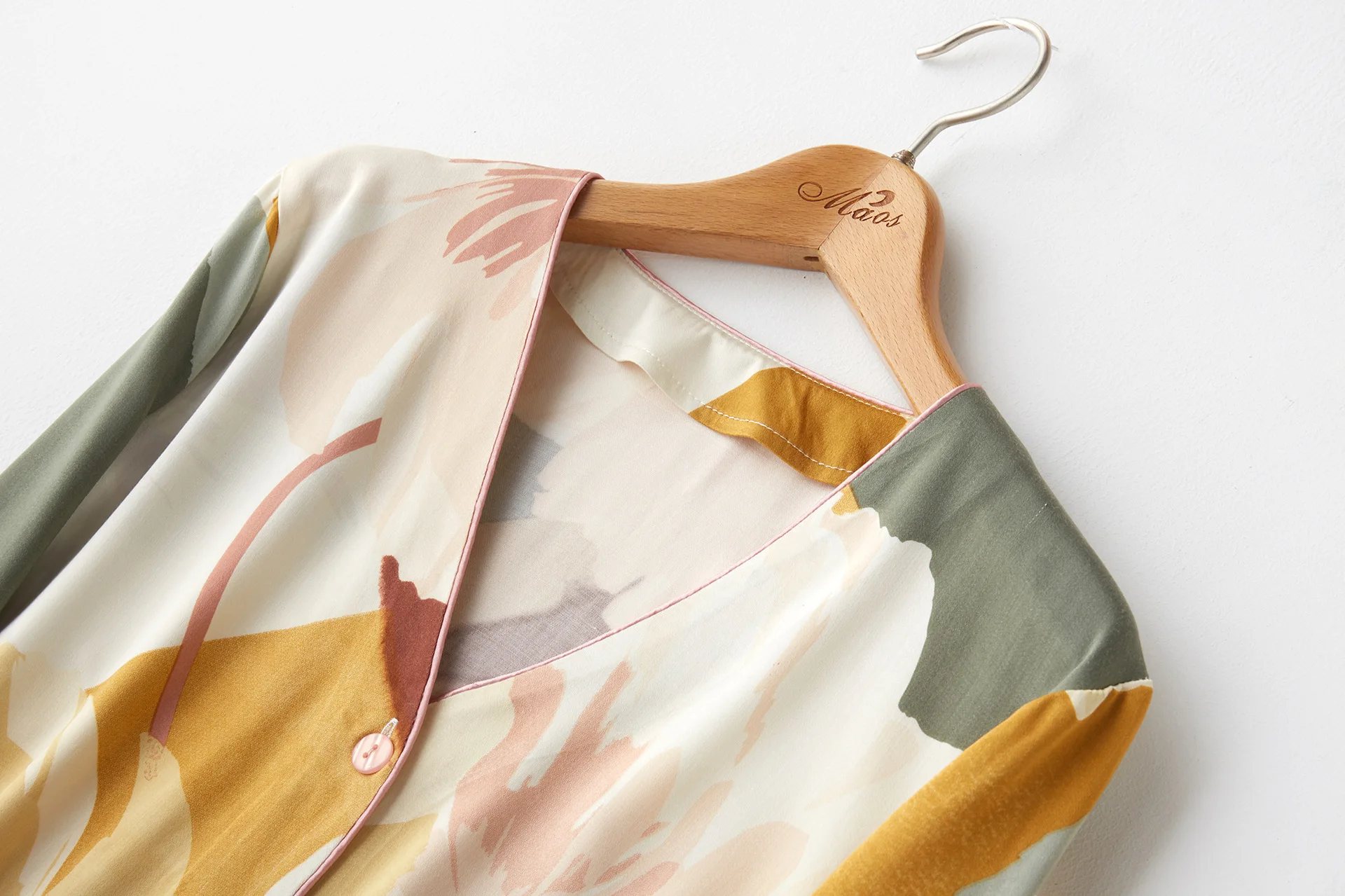 Custom Logo  2pcs loose sexy home wear 100% pure silk floral sleepwear long pajamas