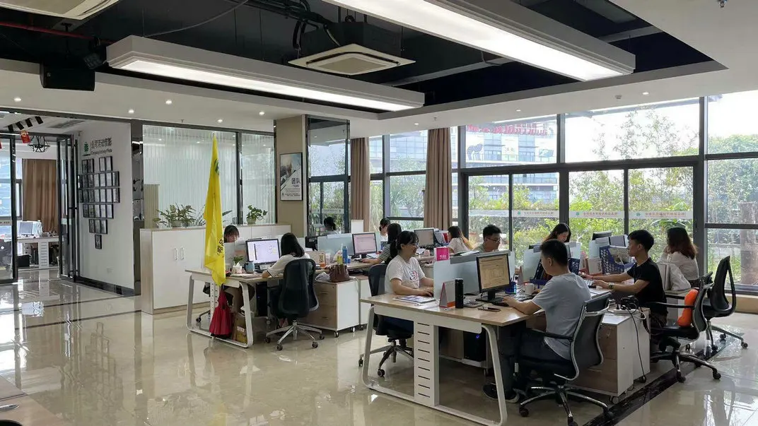 PP TF430 is a polypropylene cast film grade terpolymer containing ethylene and 1-butene comonomers