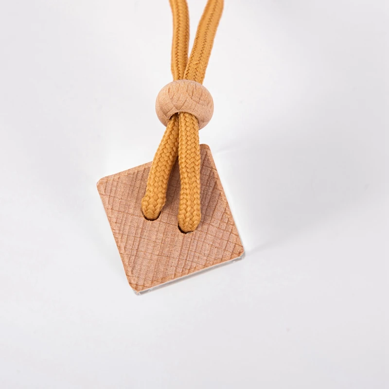 Mint Sandalwood Bamboo Scent Professional Car Perfume Car Air Freshener Diffusers Hanging Parfum Branded Car Vent Air Freshener