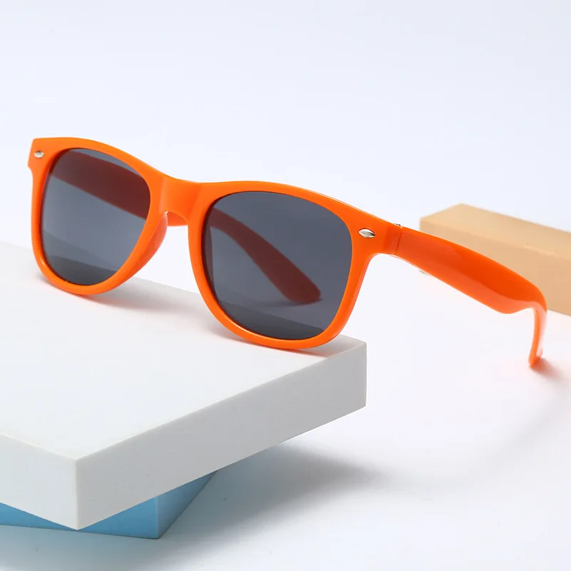 Cross-border sunglasses can be customized Logo promotional gift glasses street photo rainbow party sunglasses