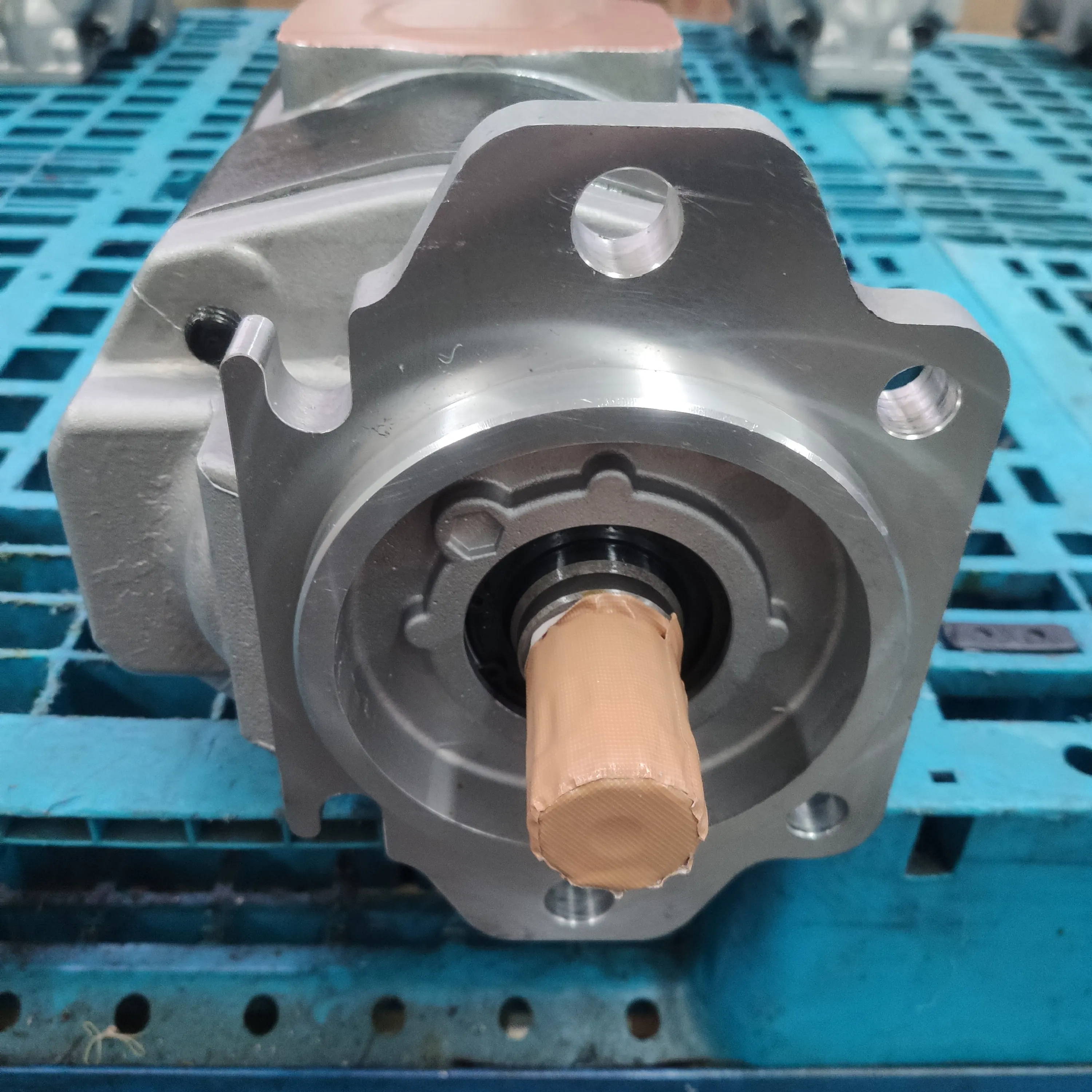 OEM factory 705-95-07030/31 Pump for komatsu Dump Truck HM400-2 Multifunctional hydraulic pumps