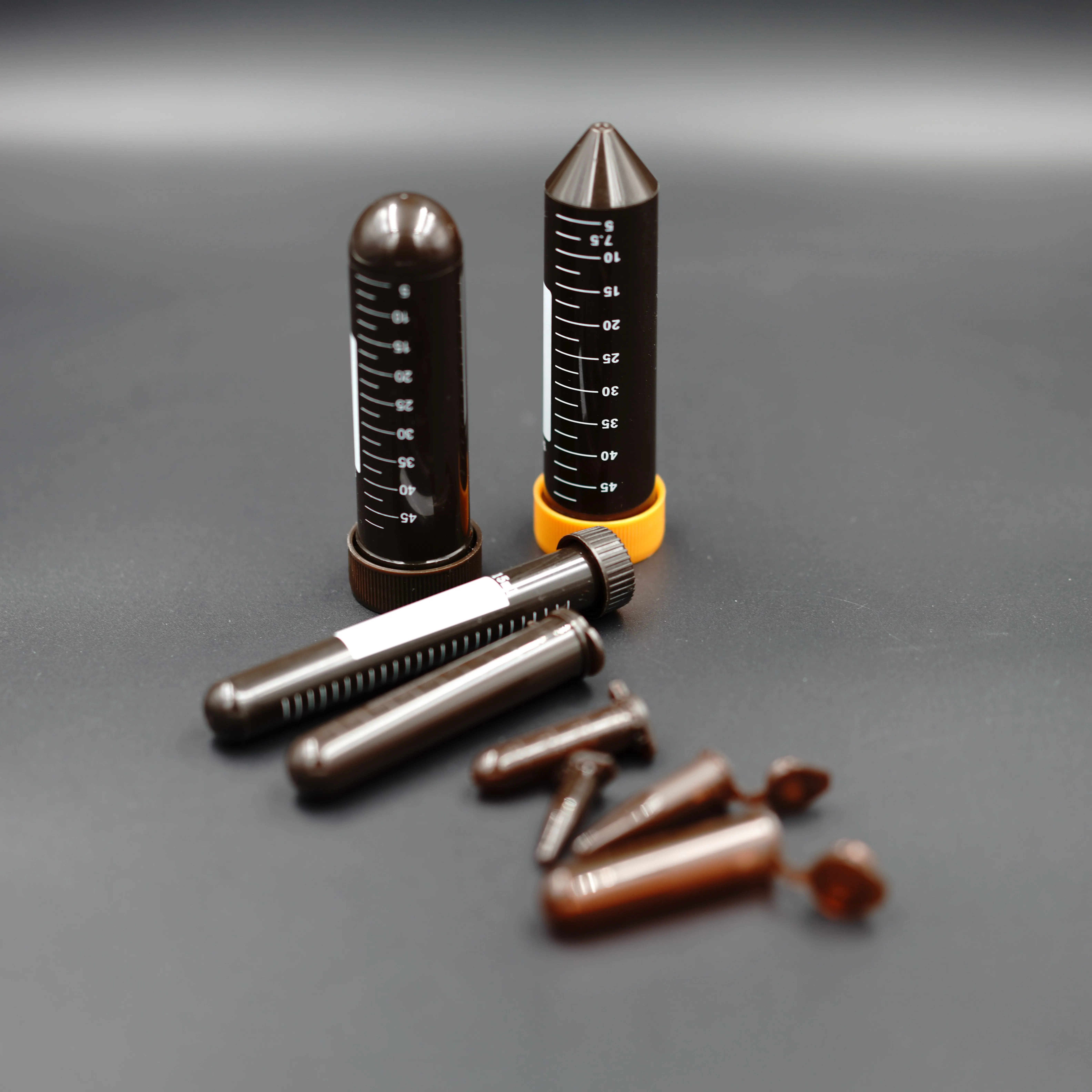 Lab  Brown Disposable Pointed Cone Bottom Self-standing  Vials With Screw Cap