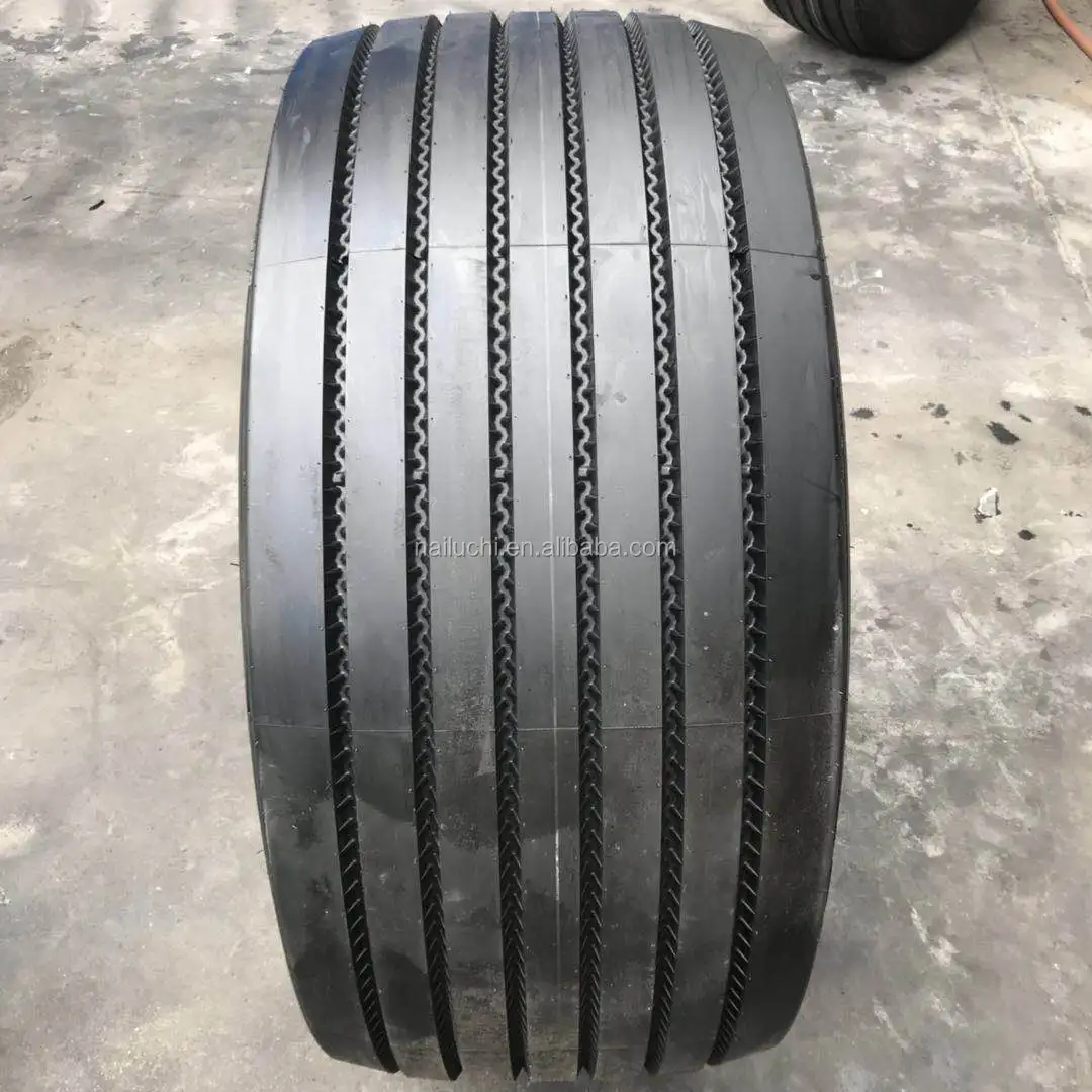 Hay trailer tire Full wire vacuum tyre 455/40R22.5 445/50R22.5 435/50R22.5 Trailer transport with widened tires