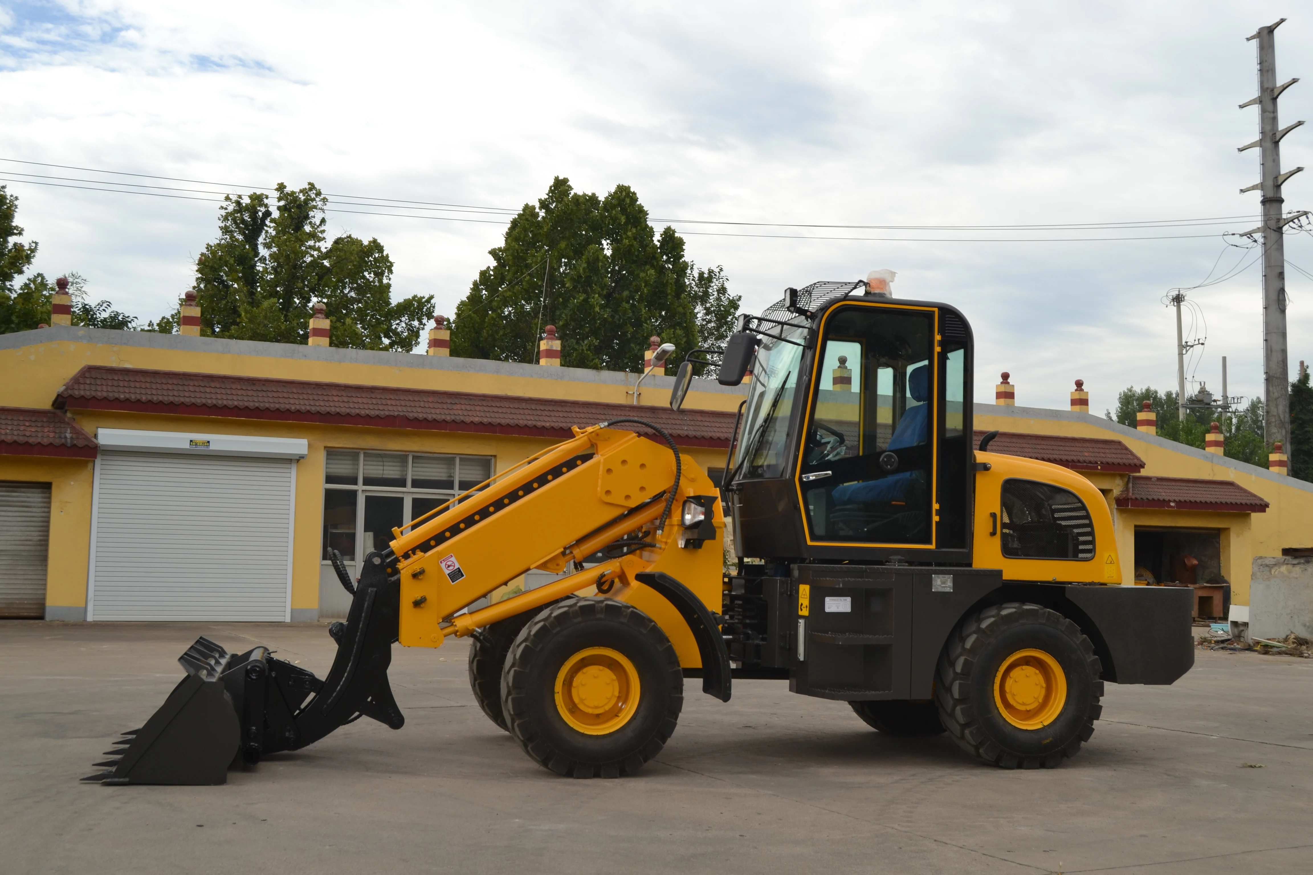 BSM1500 1.5ton Mini articulated compact telescopic wheel loader made in china