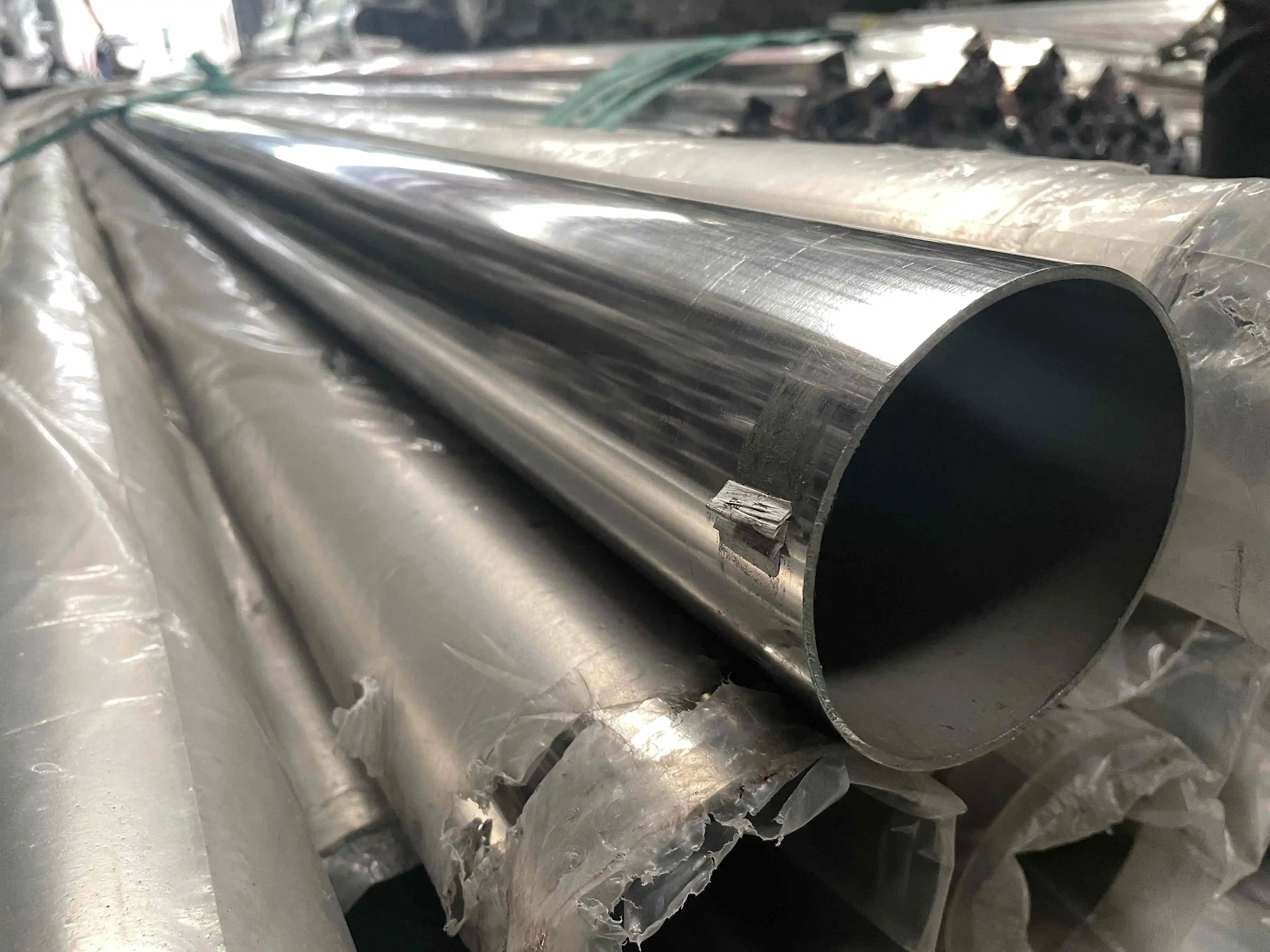 201 304  304l 316 316l hot rolled tube cold rolled round stainless seamless steel pipe
