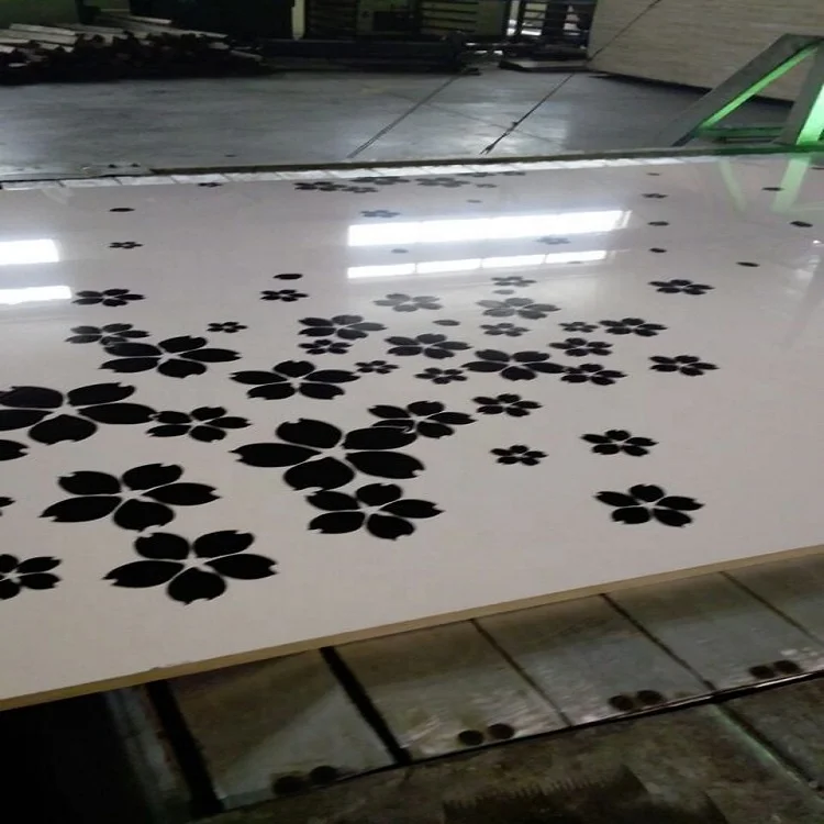 UV coated decorative MDF board