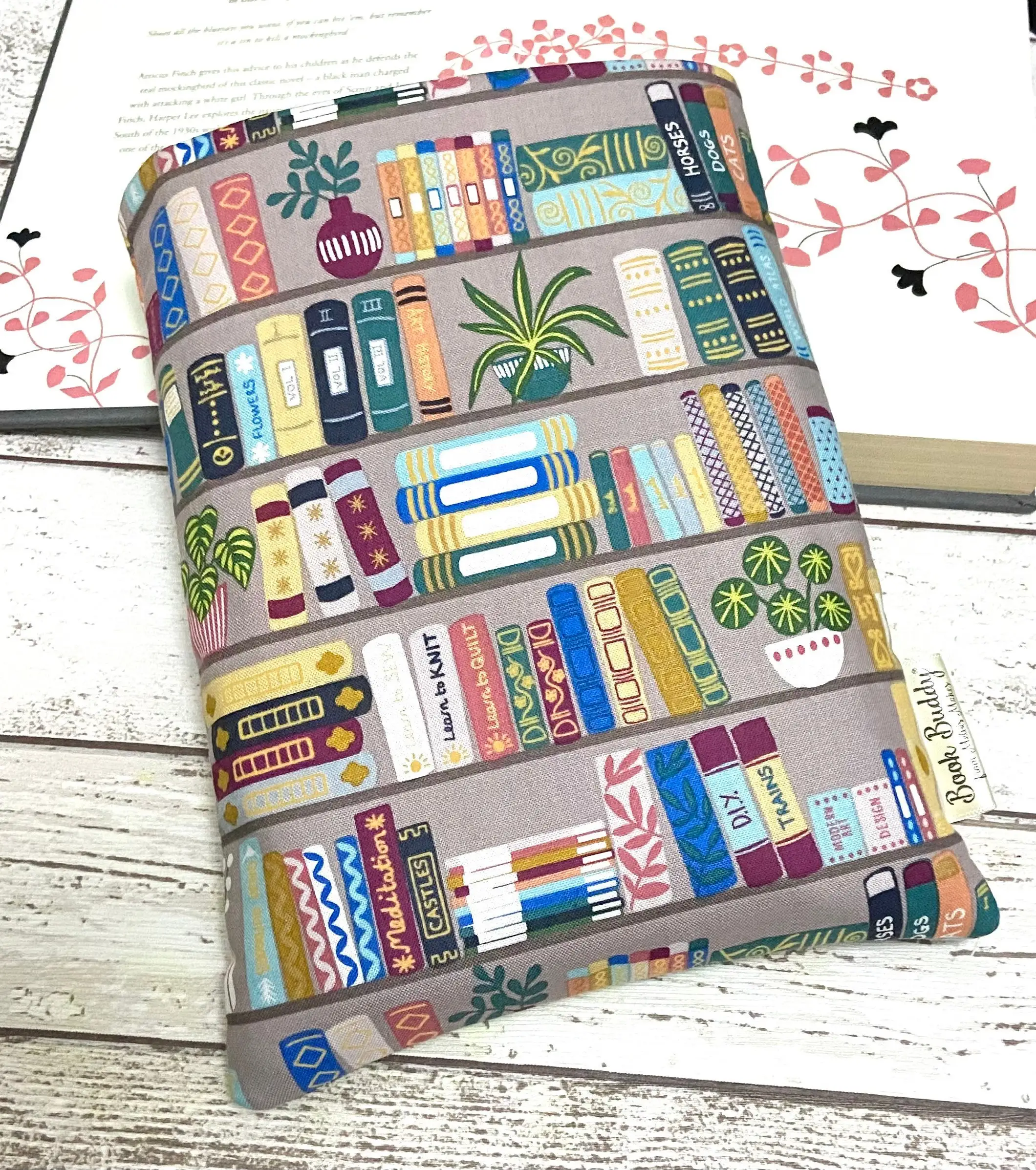 2022 New Arrival boutique kindle custom book pocket button book cover exquisite print paperback book sleeve