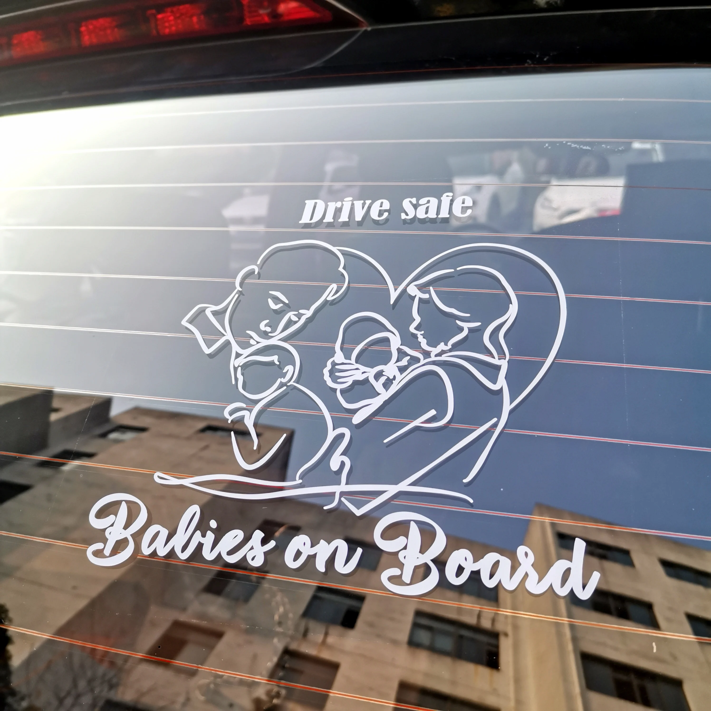 Fashionable Baby On Board UV Protect Adhesive Vinyl Car Body Decals Outdoor Use Scratch Resist Waterproof Transfer Car Stickers