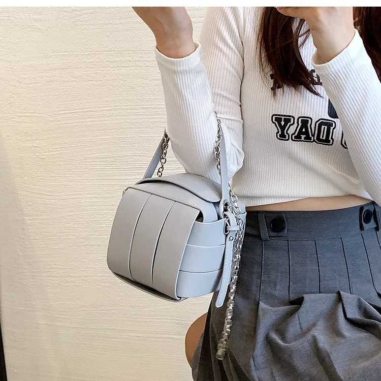 New Arrival 2022 Square Ball Shape women handbags Stylish Korean Style PU Leather Woven Bags Ladies Fashion Bags Wholesale Hot