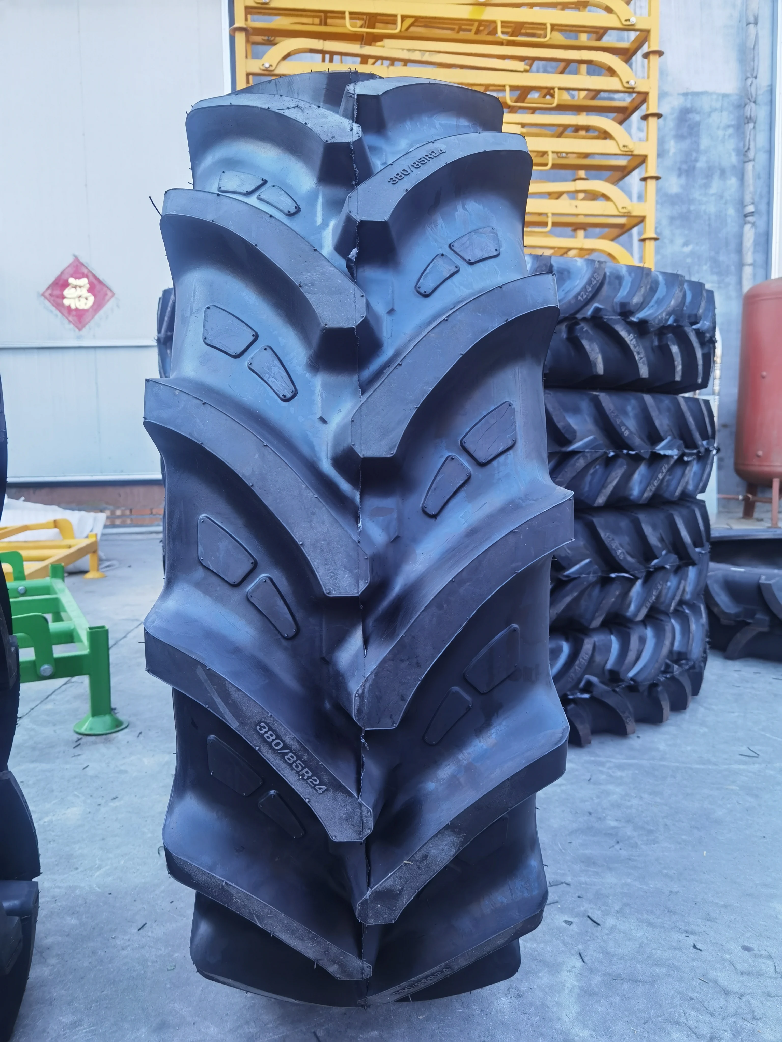 China Top Brand R-1w  Radial Agricultural Tire 320/85R28 TL