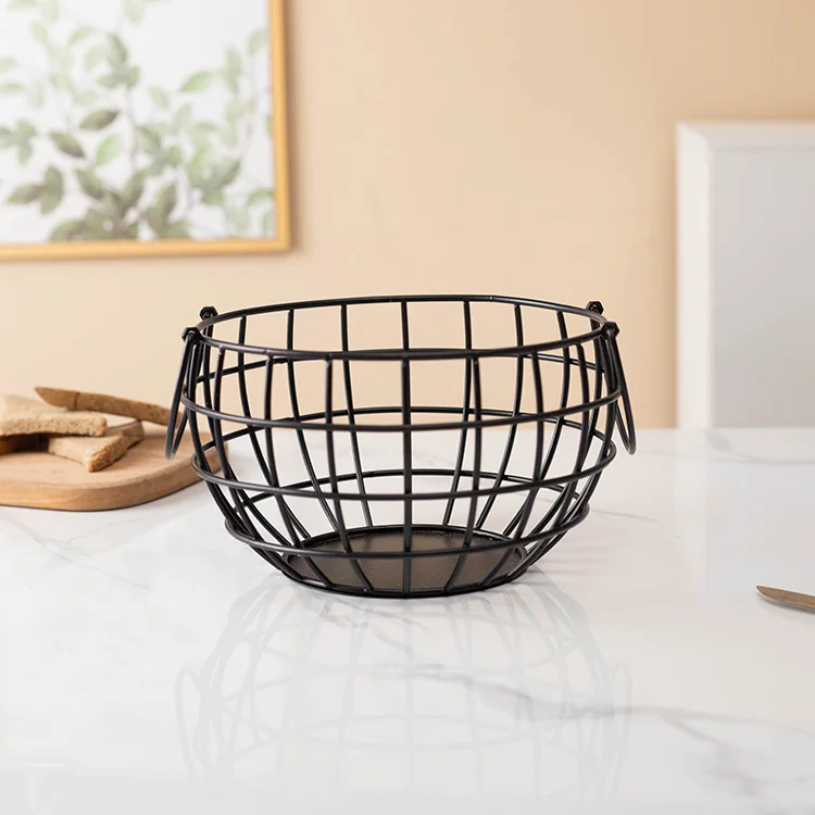Easter kitchen decoration Wholesale various kinds of ceramic hen chicken shaped egg empty basket with metal storage holder