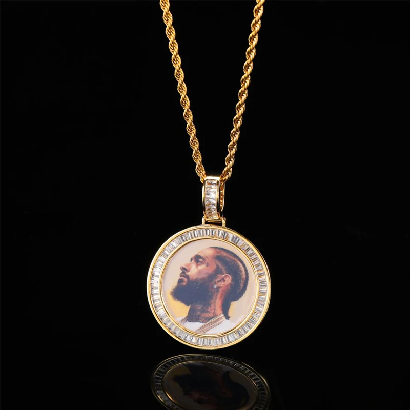 Custom Photo Necklace Personalized Family Memory Jewelry 18K Gold Plated Iced Out Baguette CZ Circle Picture Pendant Necklace