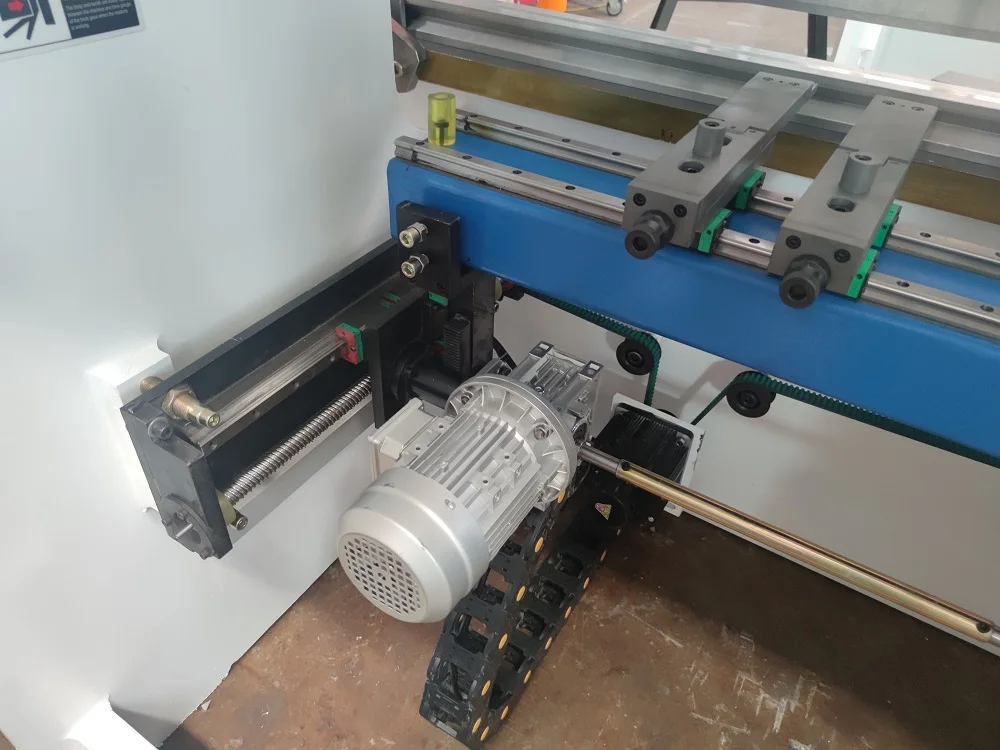  Small CNC press brake 401600MM hydraulic with China TP10S