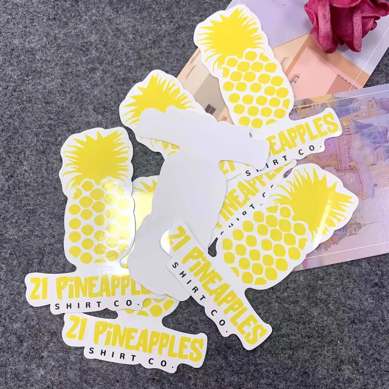 Making Adhesive Label Logo Design UV Proof Die Cut Sticker Printing Waterproof PVC Vinyl Stickers