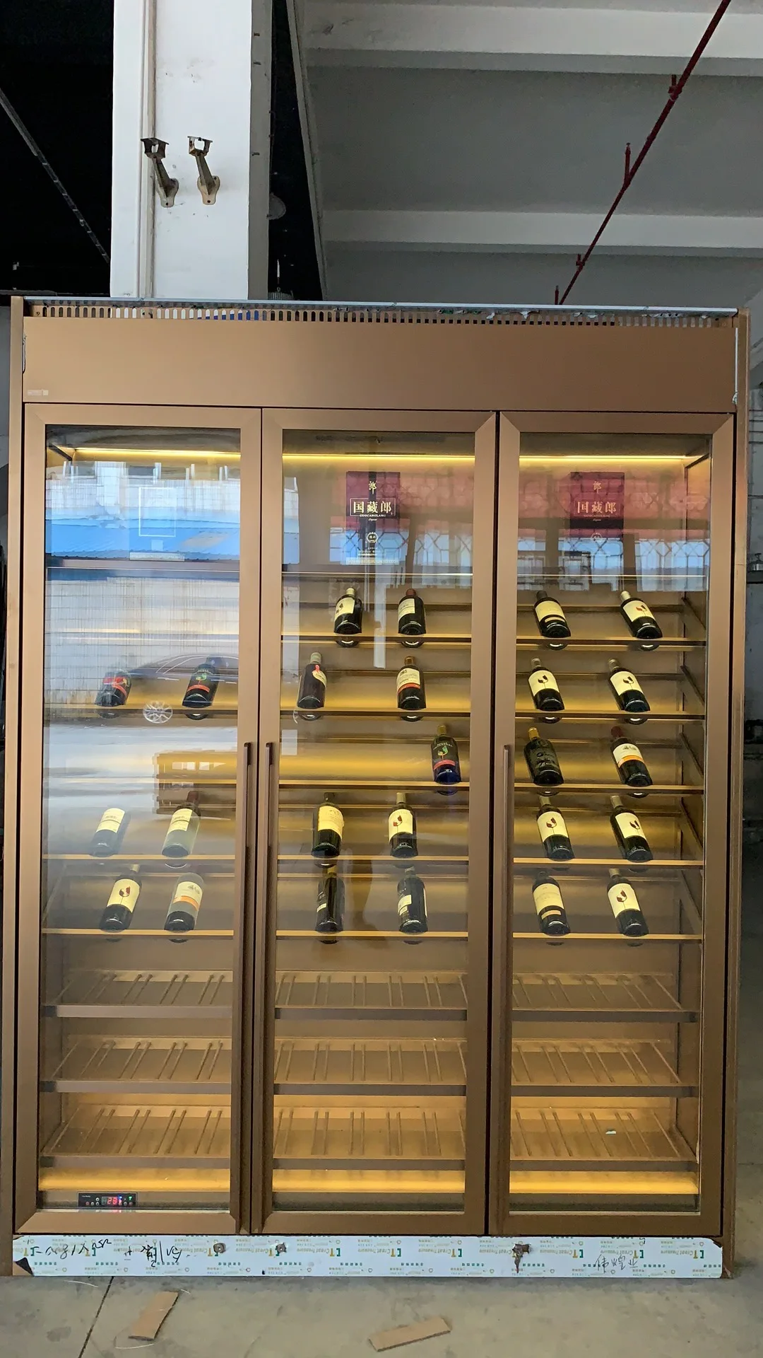 Wine cabinet with lock for Commercial Custom or Home Applications Customized Wine Bar Storage Cabinet for Whisky Display Stand