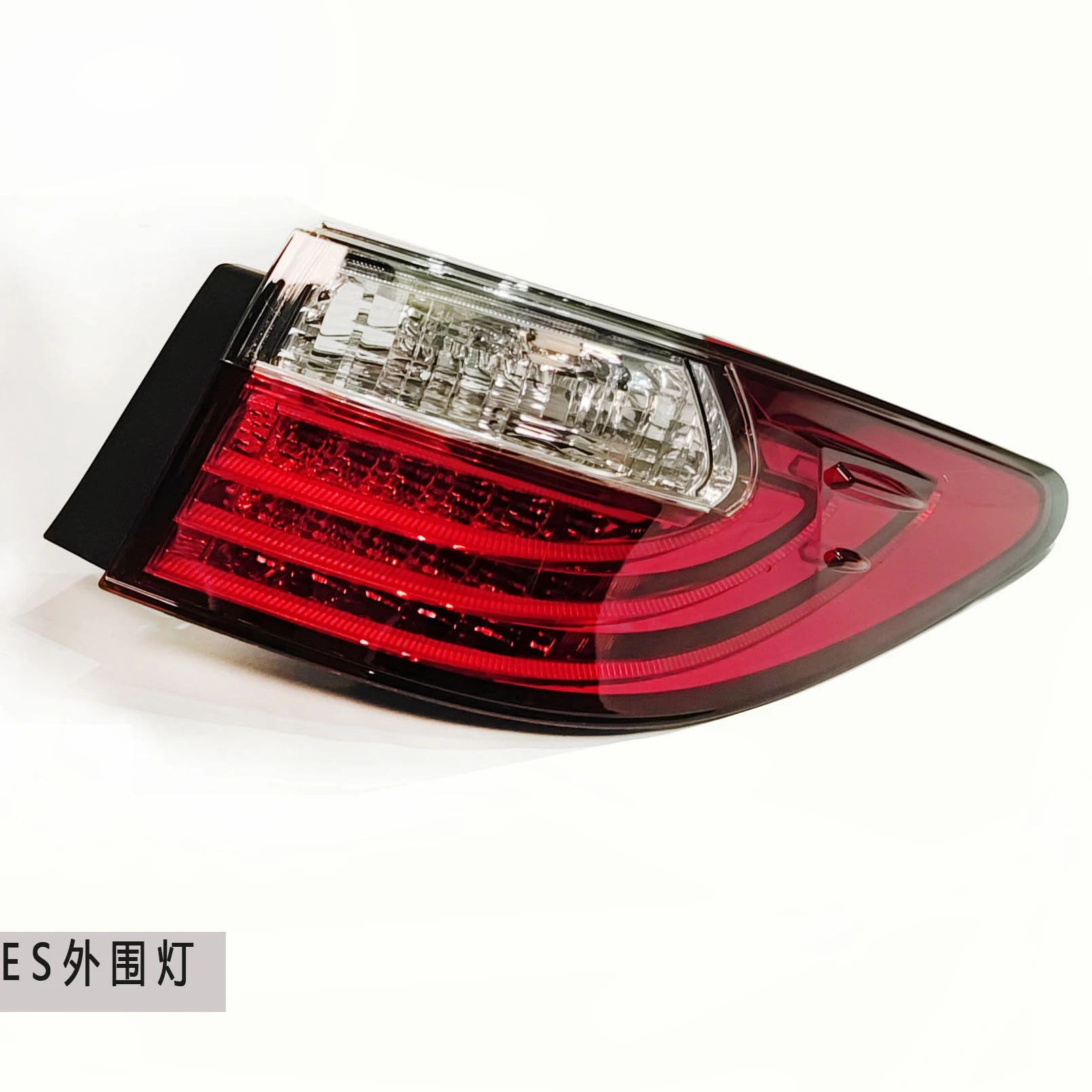 Задний фонарь SMK для LEXUS ES300 2019