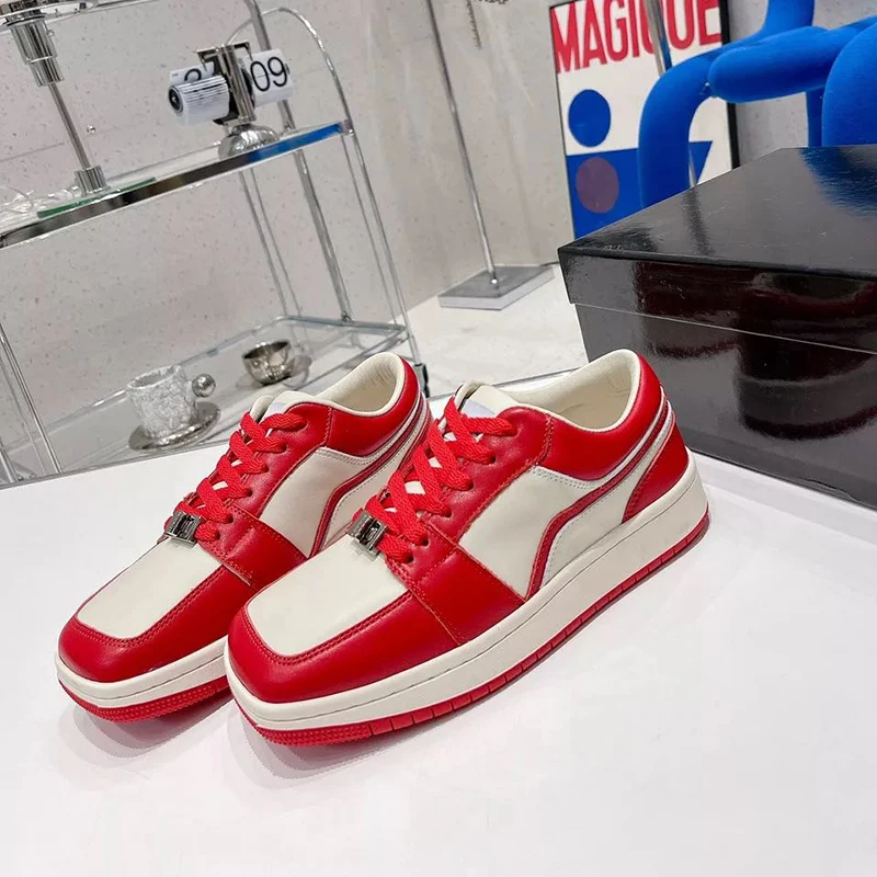 2022 Fashion Casual Genuine Leather Sneakers Women Men Casual Leisure Rivets Running Unisex Walking Tennis Shoes