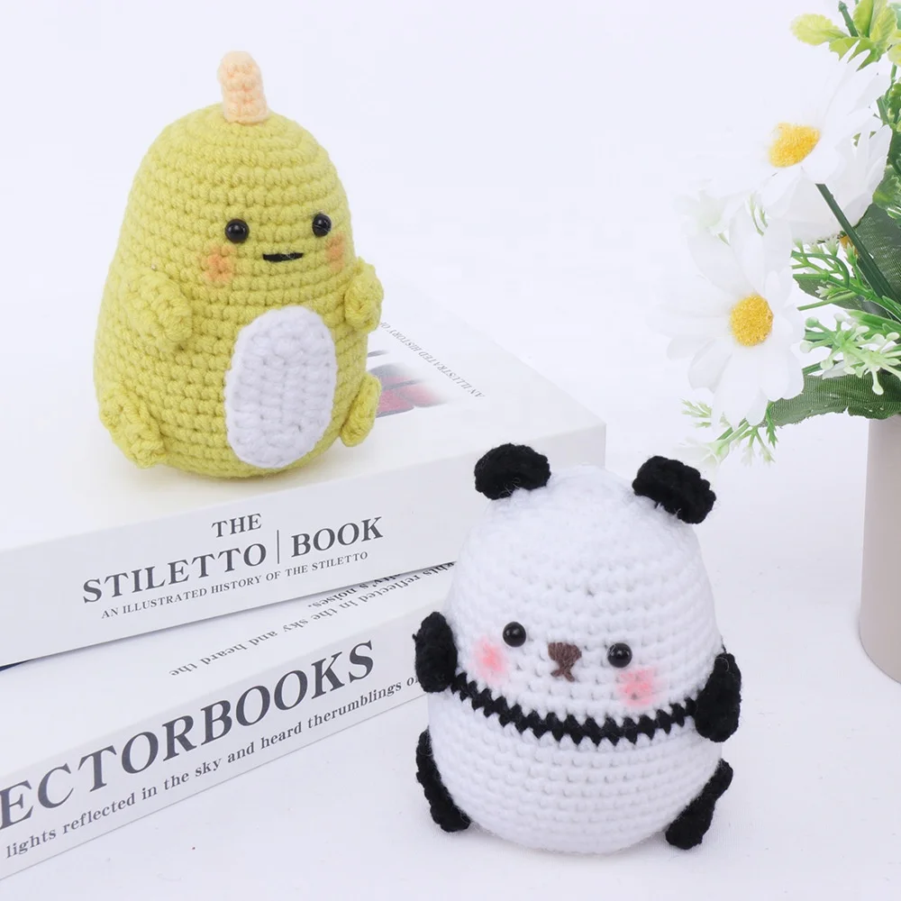 Knitting knitting hand crochet action figures Hand-crocheted panda rabbit doll ornaments