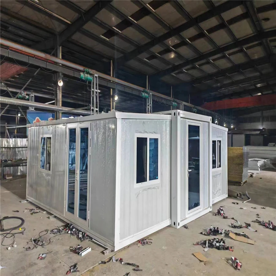 Granny Flat Woodgrain 40 Ft 20 Ft Modern Prefab Expandable Container House Living Mobile Prefabricated Villa Home 3 Bedroom