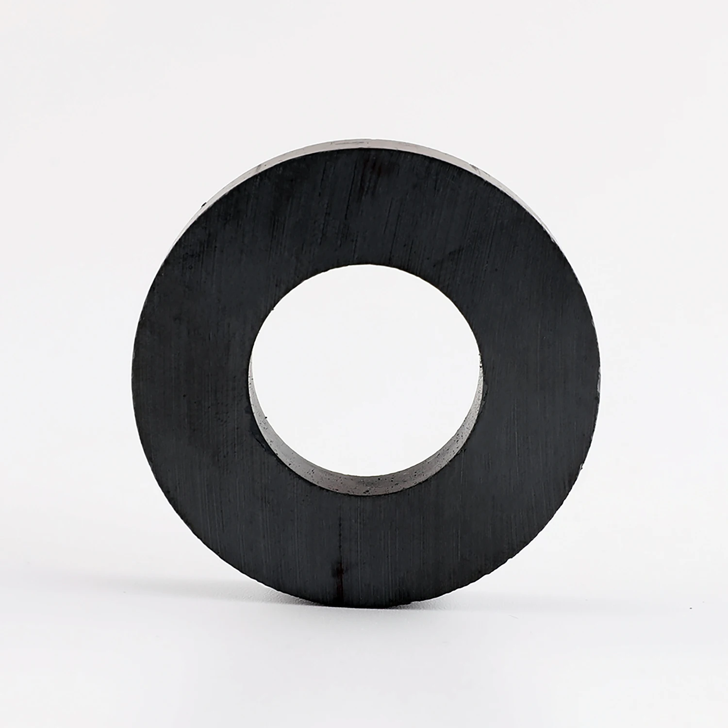 Strong Magnetic Power Permanent Super Ring Customized Ferrite Y25-Y40 magnet