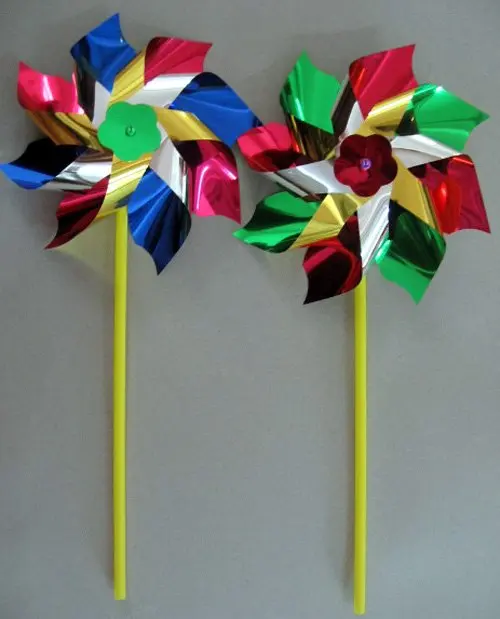 
multicolor PET plastic holographic kids toy windmill garden pinwheel 