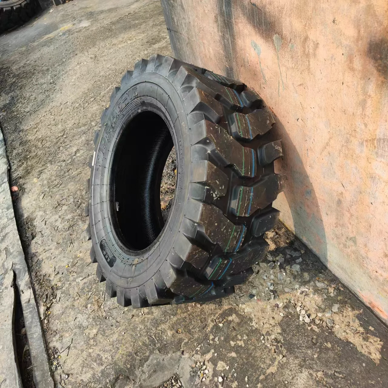 forklift industrial trailer skid steer loader telehandler wheel loader manlift10.5/46-16 OTR nylon tire