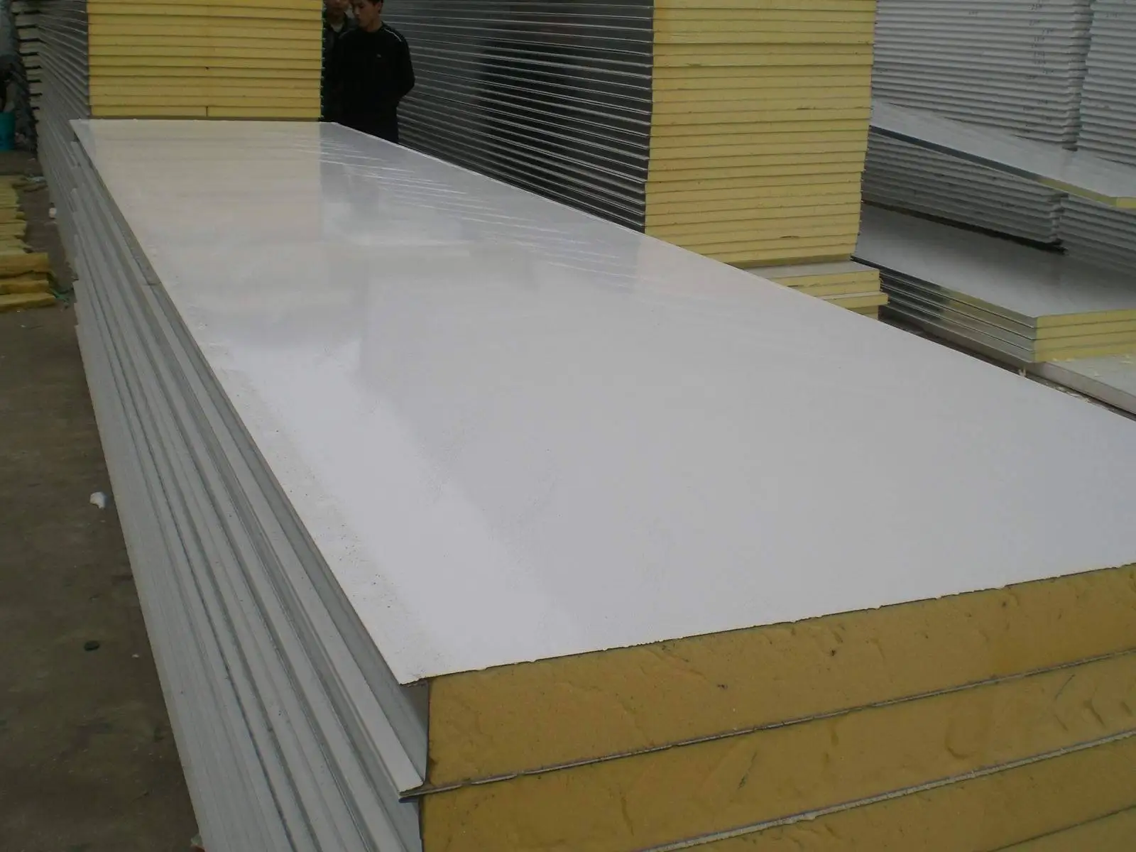 Factory-direct sales colorful Polyurethane Sandwich Panel PU Panel Steel frame residence