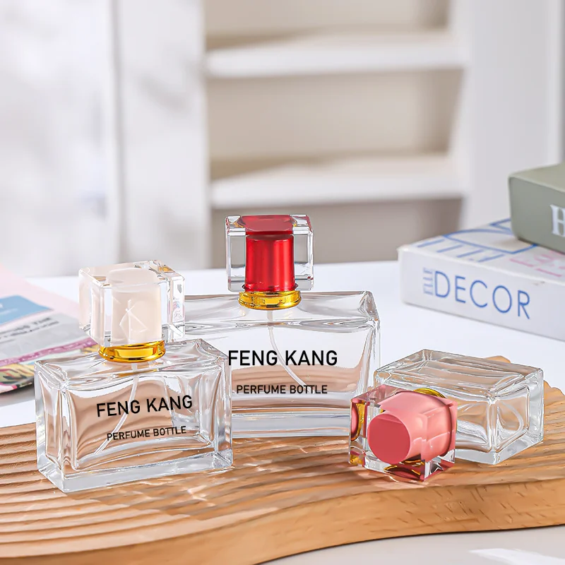 Wholesale 30ml 50ml Clear Square Fragrance Spray Bottle Custom Refillable Luxury Empty Glass Perfume Bottle