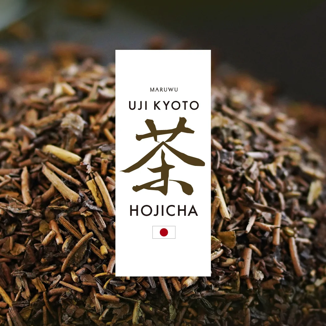 Japanese dessert cake chocolate flavor organic green tea matcha