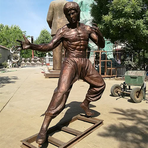 Custom Famous Action Metal Figure Bronze World Kung Fu Star Bruce Lee Sculpture