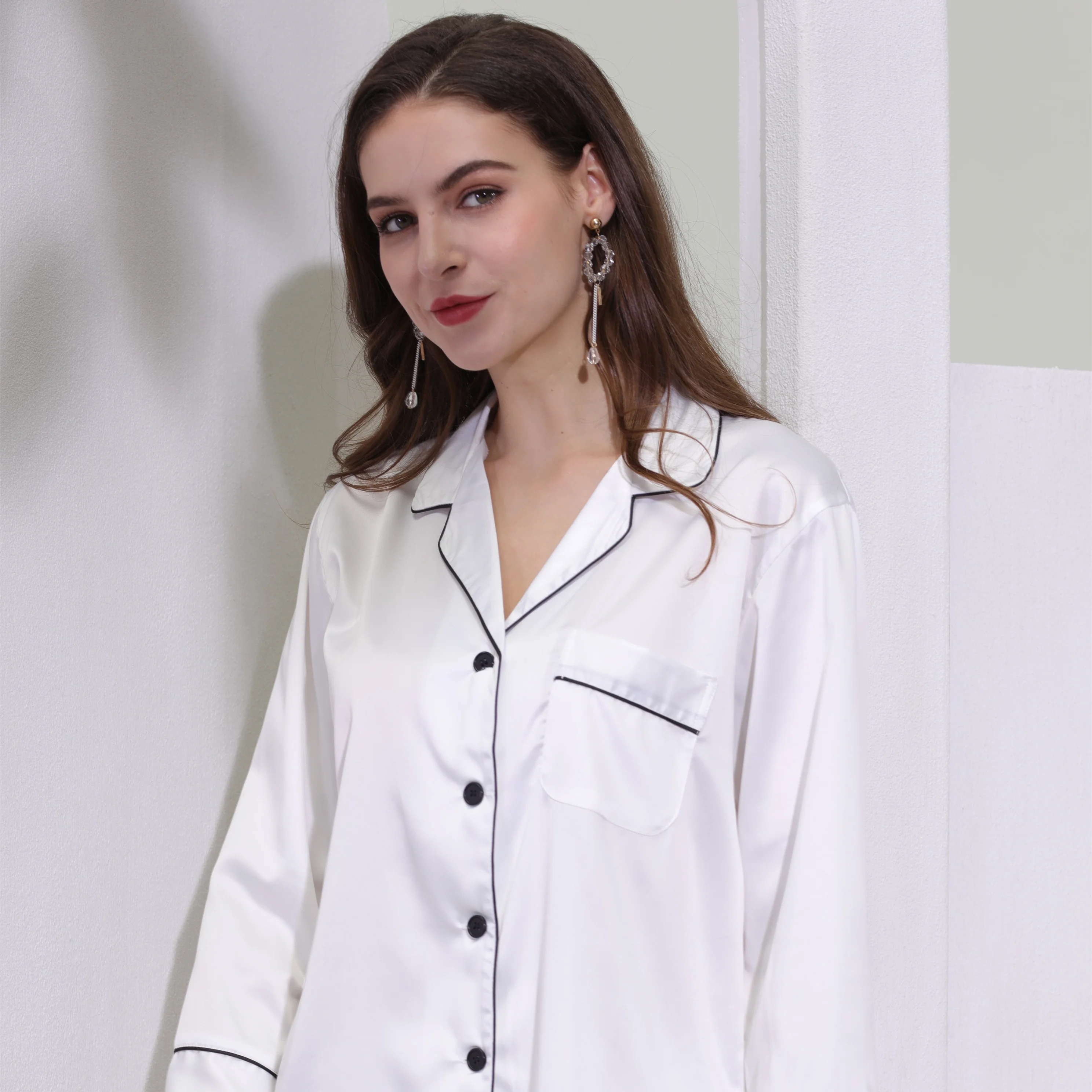 825 OEM ODM Classic Silk Matching Pajamas Matching Christmas Pajamas for Family