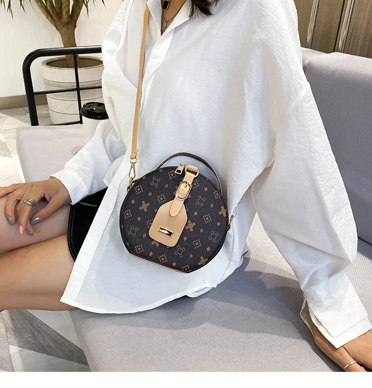 women bag -e.jpg