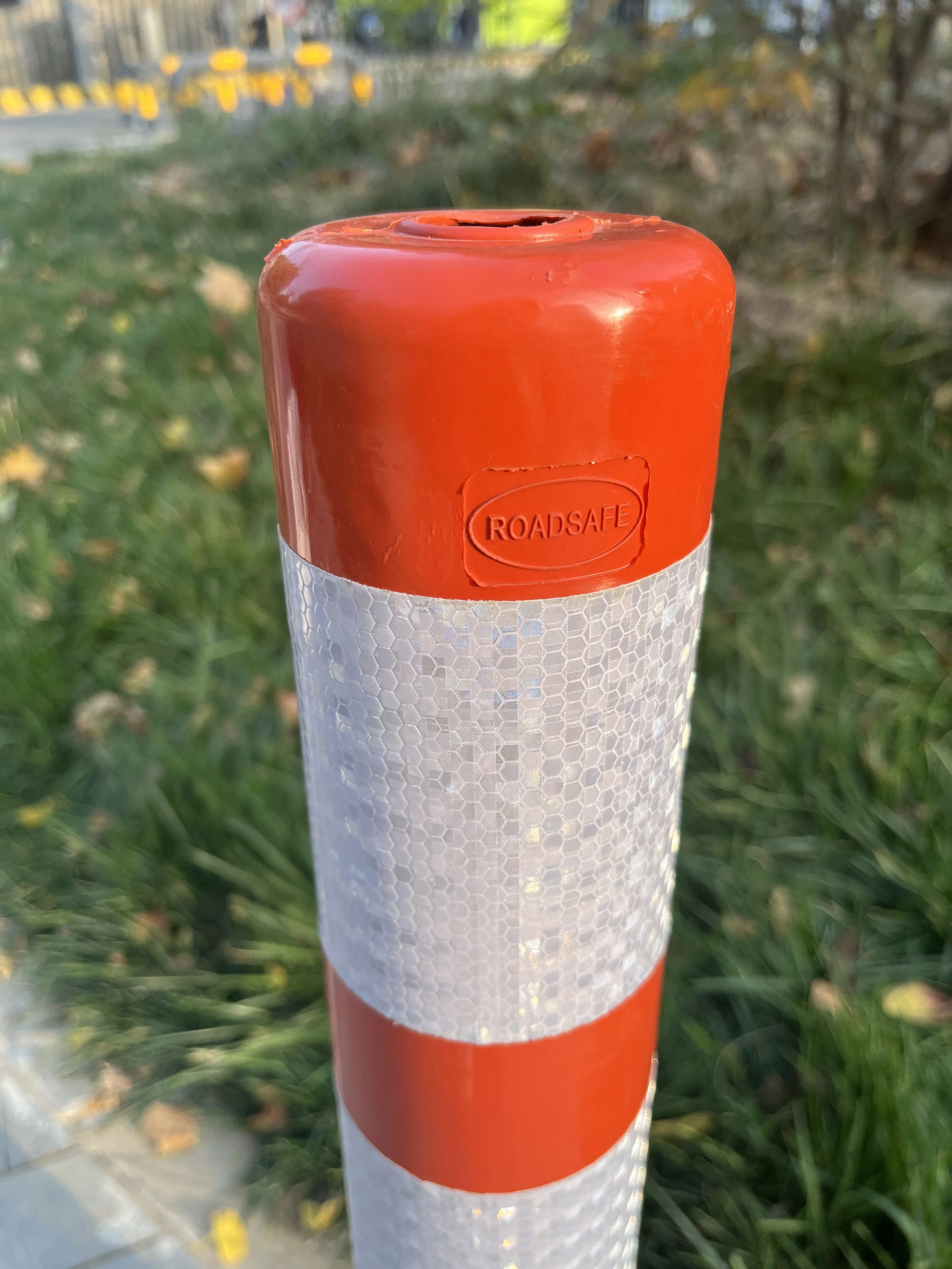 Road safety delineators H75cm TPU flexible bollard delineator traffic post warning spring post