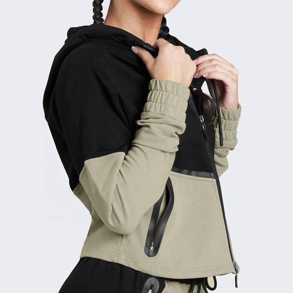 Женские толстовки большого размера на молнии