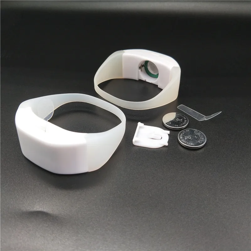 15 Colors Remote Controlled Changing LED Silicone Bracelets Light Up Wristband