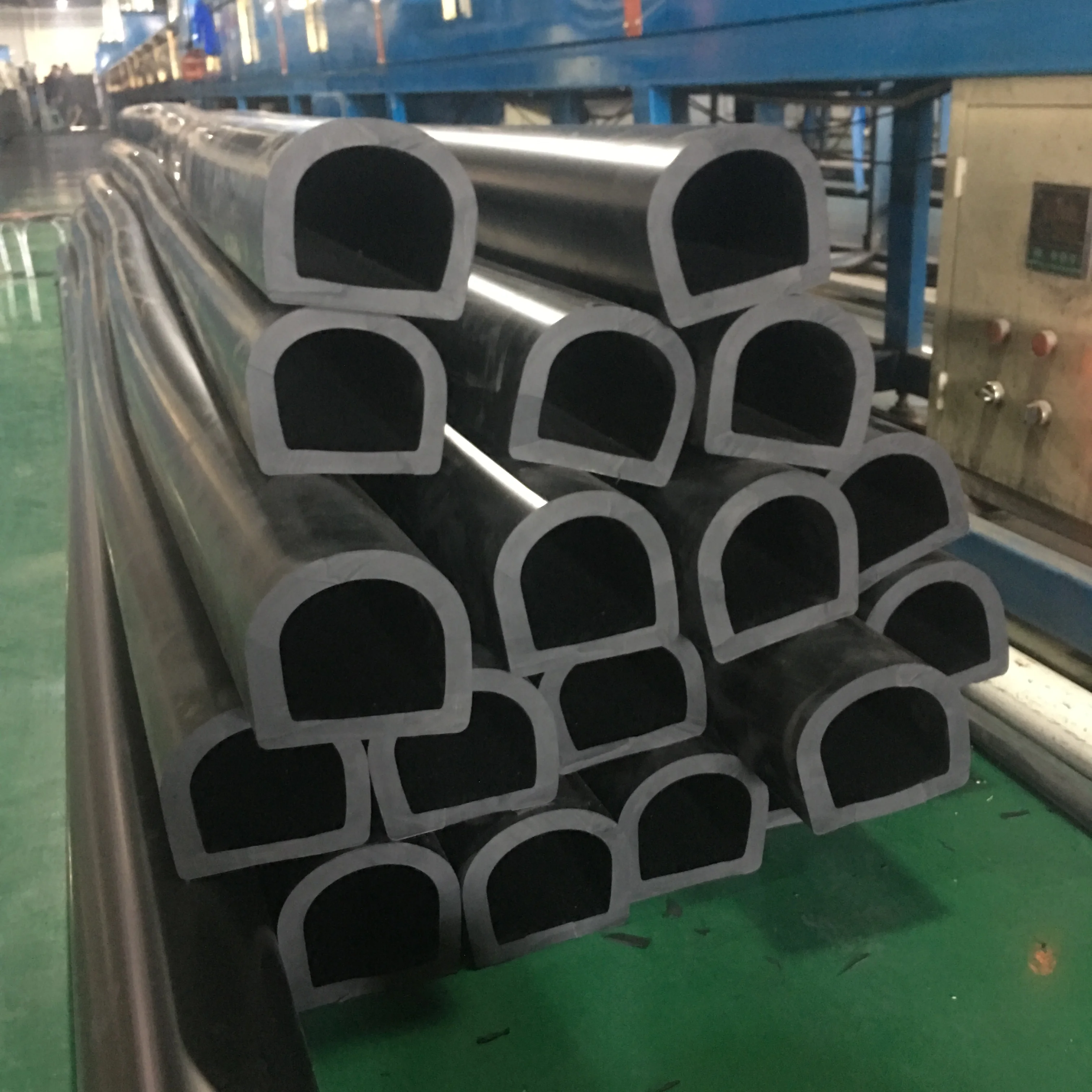 Custom rubber fender trim d type epdm seal