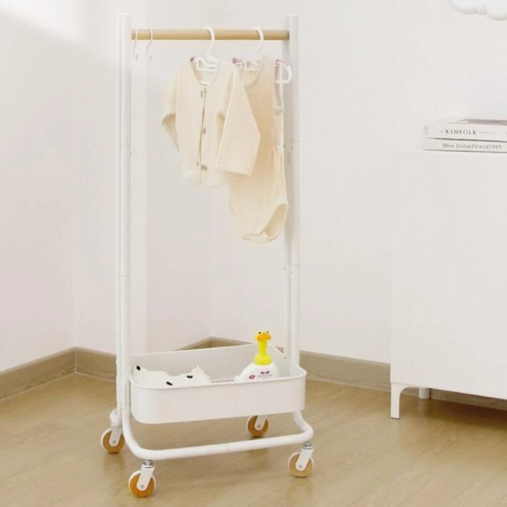Factory Price Kids Clothes Hanging Rack with Storage Basket Metal Hanger Organizer Coat Rack Stand on Wheels