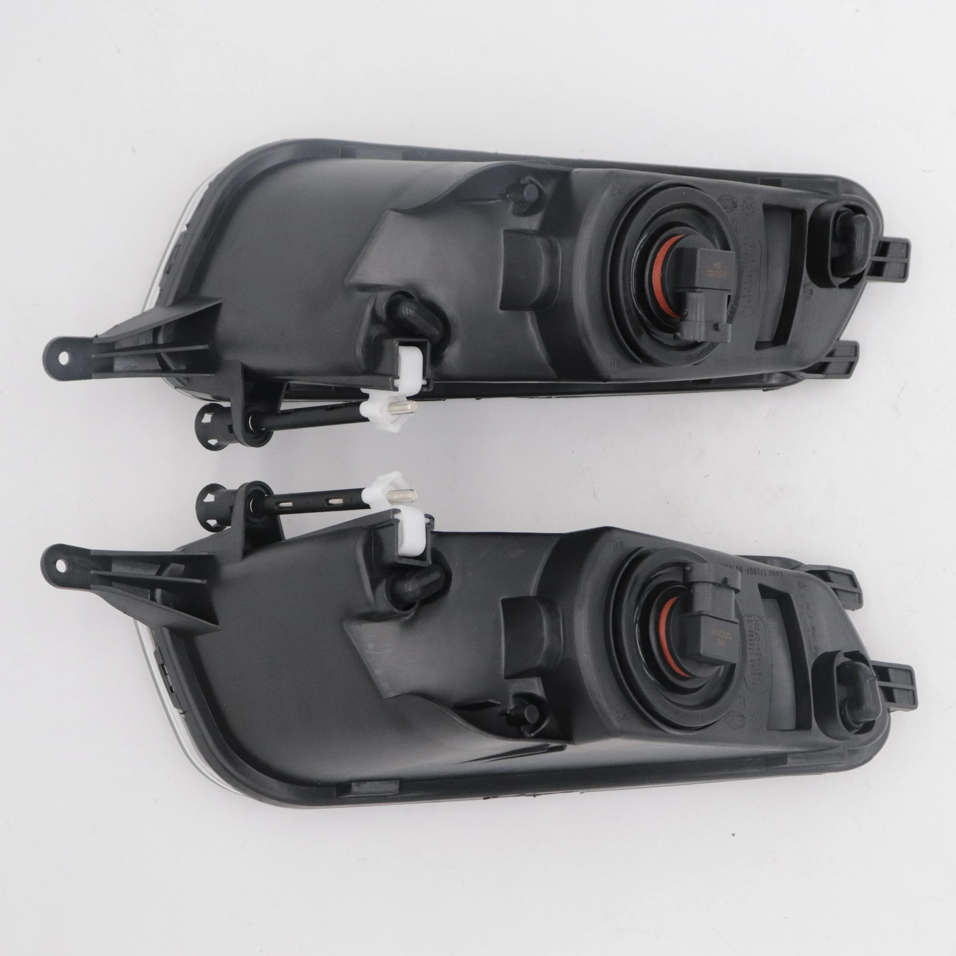 7N0941699  7N0941700 Fit for VW Sharan  Halogen Fog Lamp Foglamp Fog light Set Nebelscheinwerfer Lamp